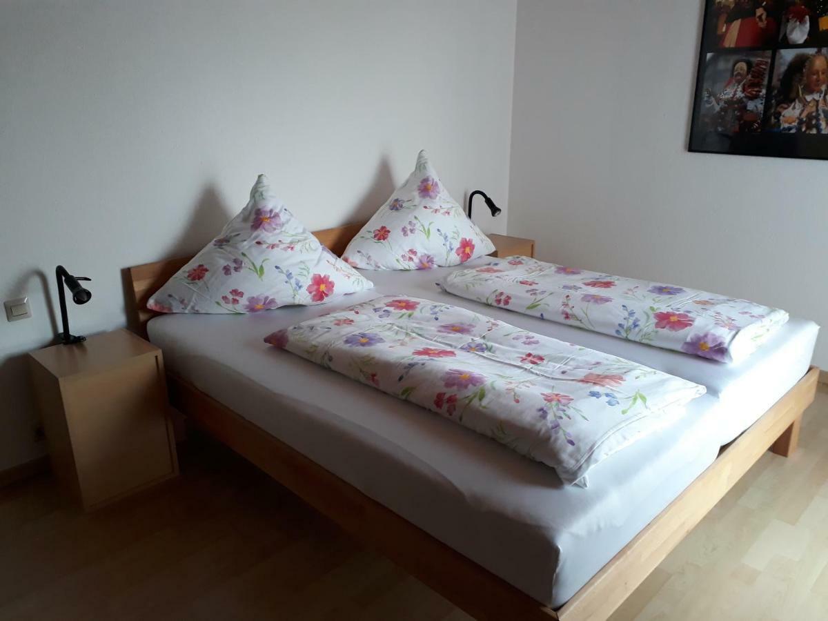 2-Zimmer-Ferienwohnung Gartenblick Rottweil Kültér fotó